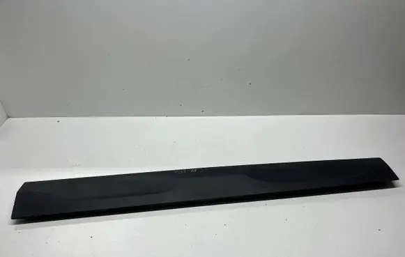 BMW X2 F39 Front door trim (molding) 7421440