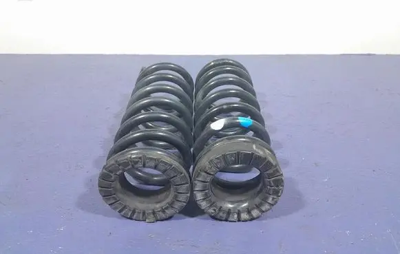 Ford Mondeo MK I Rear coil spring 