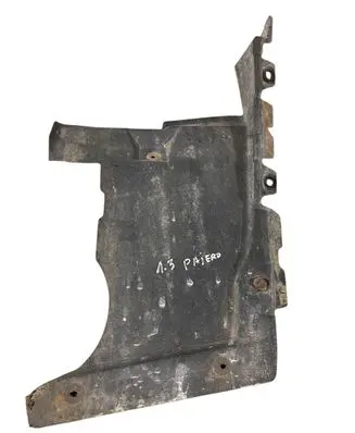 Rear underbody cover/under tray