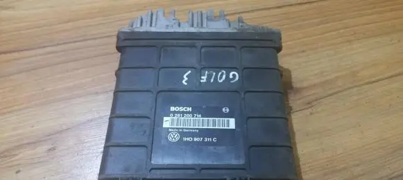 Volkswagen Golf III Engine control unit/module 0261200714 1H0907311C