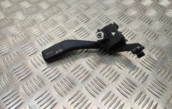 Volkswagen Golf V Indicator stalk 1K0953513