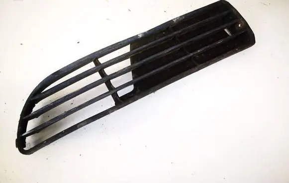 Audi A4 S4 B5 8D Front bumper lower grill