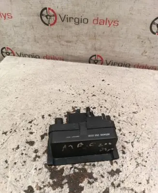 Mercedes-Benz C W203 Glow plug pre-heat relay 2502158