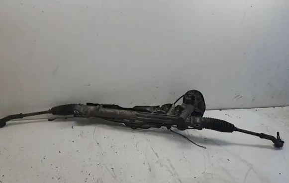 Ford Focus Steering rack 4M5C3550AC