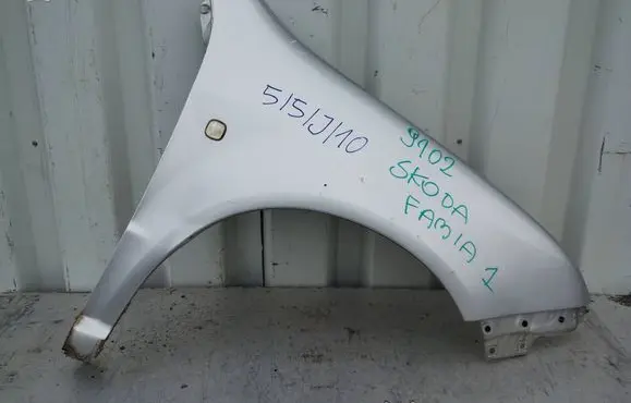 Skoda Fabia Mk1 (6Y) Fender FABBL