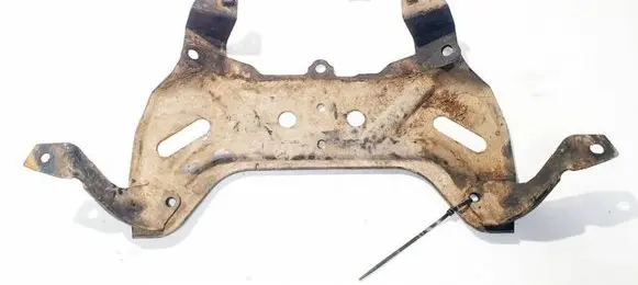 Engine mounting bracket
