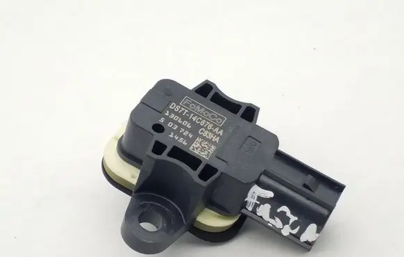 Ford Fusion II Airbag deployment crash/impact sensor DS7T14C676AA 503724 C83HA