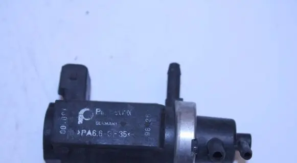 Volkswagen PASSAT B5.5 Turbo solenoid valve 8D0906627 721903329 98T271