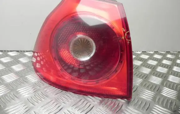 Volkswagen Golf V Rear/tail lights 1K6945095Q A855