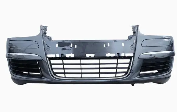 Volkswagen Golf V Front bumper 1K0807221D