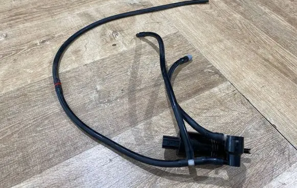 Land Rover Range Rover Sport L494 Windscreen/windshield washer pump 1020132 528226 1309230