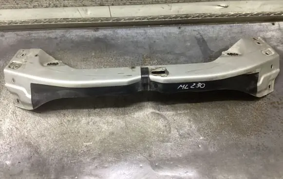 Mercedes-Benz ML W163 Top upper radiator support slam panel 260146