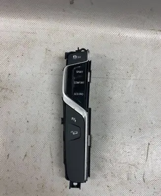 BMW X3 G01 Other switches/knobs/shifts 6843947