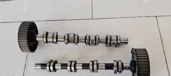 Volkswagen PASSAT B6 Camshaft 03G109239B
