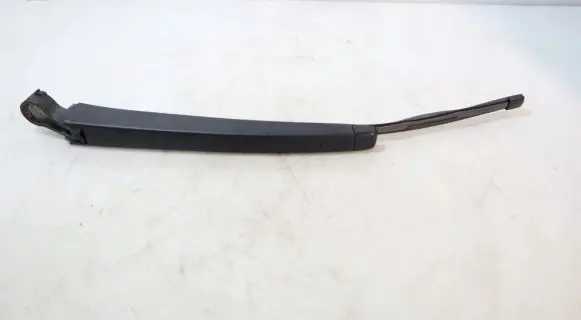 Skoda Fabia Mk3 (NJ) Rear wiper blade arm