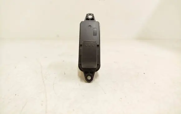 Mazda 6 Electric window control switch GP9G66380