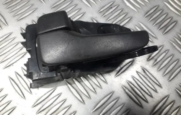 Mitsubishi Outlander Rear door interior handle
