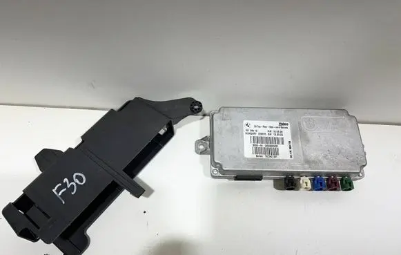 BMW 3 F30 F35 F31 Camera control unit module 16129510 1523421001 04939395201