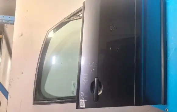 Audi A2 Front door