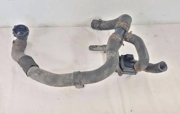 Volkswagen PASSAT B7 Engine coolant pipe/hose 3AA122051A 5N0965561