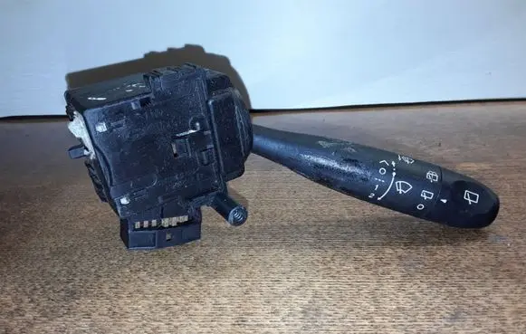 Hyundai i10 Wiper control stalk 202007962