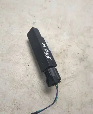 Mazda 6 Antenna control unit KD45676NXA X1T60671 130819