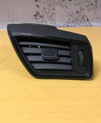 Nissan X-Trail T32 Dashboard air vent grill cover trim 687504BA0A 687602S050 967502G290