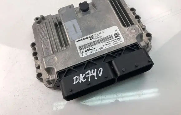 Volvo V40 Engine control unit/module 31312578