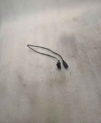 Windshield washer spray nozzle