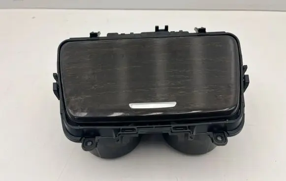 BMW 6 F06 Gran coupe Cup holder front B0701277