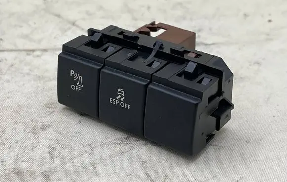 Peugeot 3008 II Rear glass lock/latch C685 96656490ZD