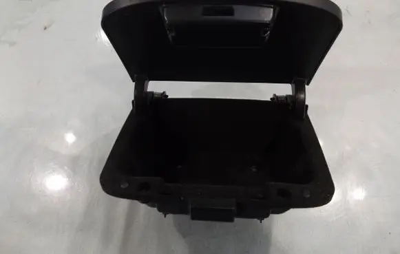 Chevrolet Captiva Glove box