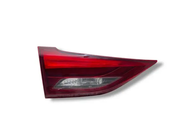 Toyota Avensis T270 Tailgate rear/tail lights 14080 0544 14079