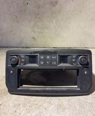 Citroen C5 Climate control unit 96829415ZD 5HB00933205 K32260050019