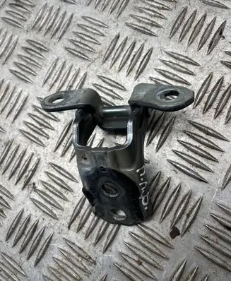 Nissan Juke I F15 Front door upper hinge 