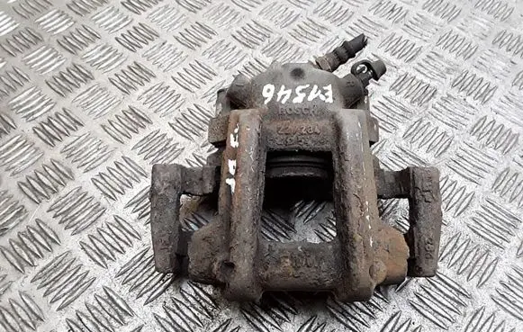 BMW 2 F22 F23 Front brake caliper w09104