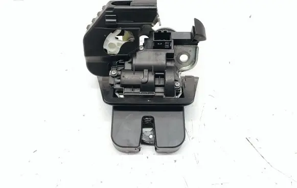 Audi A4 S4 B8 8K Tailgate/trunk/boot lock/catch/latch