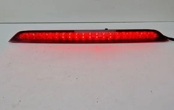 Audi Q7 4L Third/center stoplight 4L0945097