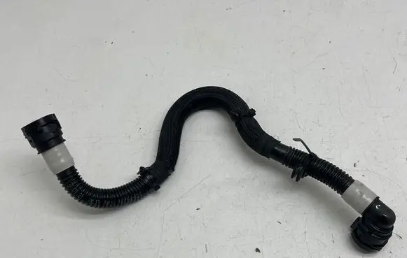 Tesla Model 3 Electric car engine cooling hoses/pipes 107759400C