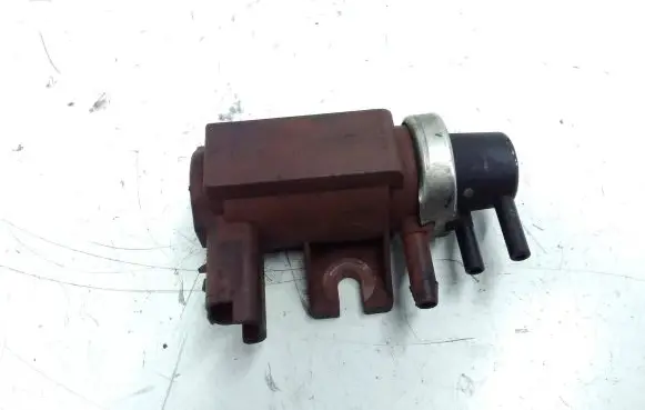 Citroen C4 I Picasso Turbo solenoid valve 9652570180