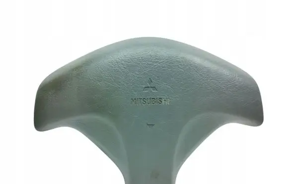 Mitsubishi Lancer Steering wheel airbag