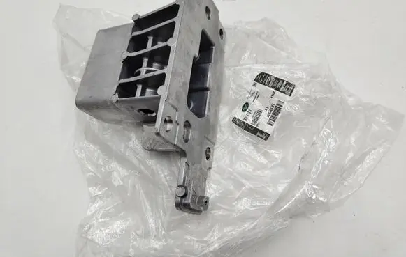 Land Rover Defender Front bumper support beam CPLA17A794AE