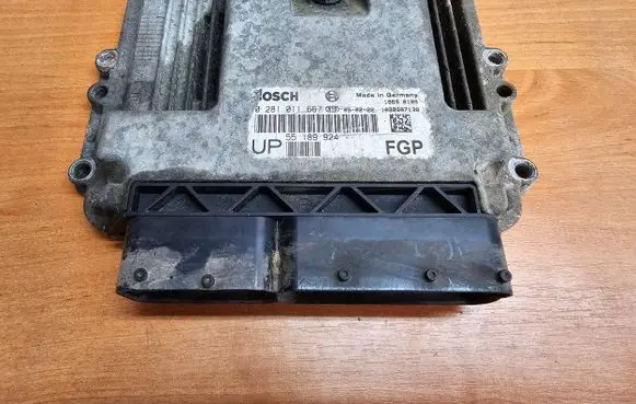Opel Astra H Engine control unit/module ECU 0281011667 55189924 1039S07138