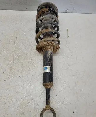 Volkswagen PASSAT B5.5 Front shock absorber/damper
