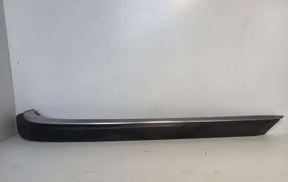 BMW 7 E38 Rear bumper trim bar molding 51128125412