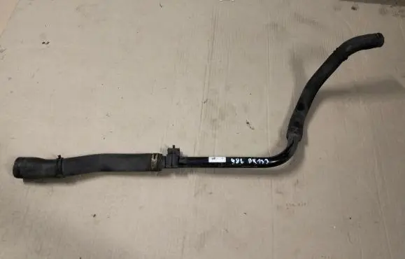 Porsche Boxster 986 Engine coolant pipe/hose 99610662101