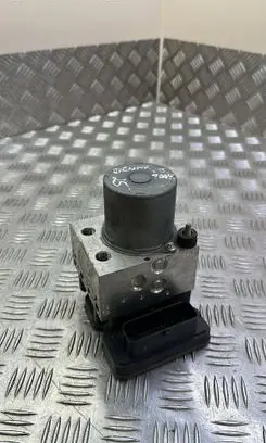 Jaguar XJ X351 ABS Pump GW9314F447AC