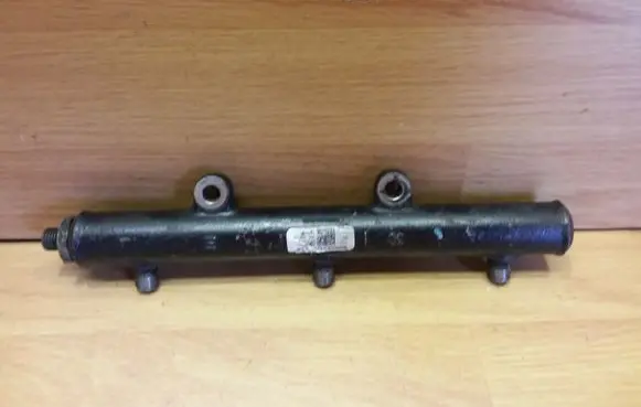 Peugeot 607 Fuel main line pipe 4R8Q9D280AC