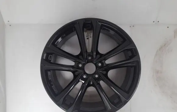 Hyundai i30 R19 alloy rim KBA54133