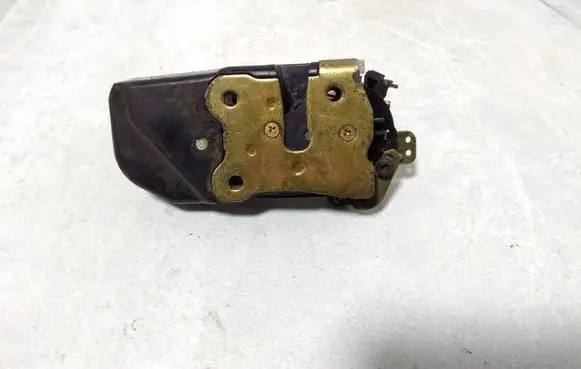 Chrysler Pacifica Rear door lock